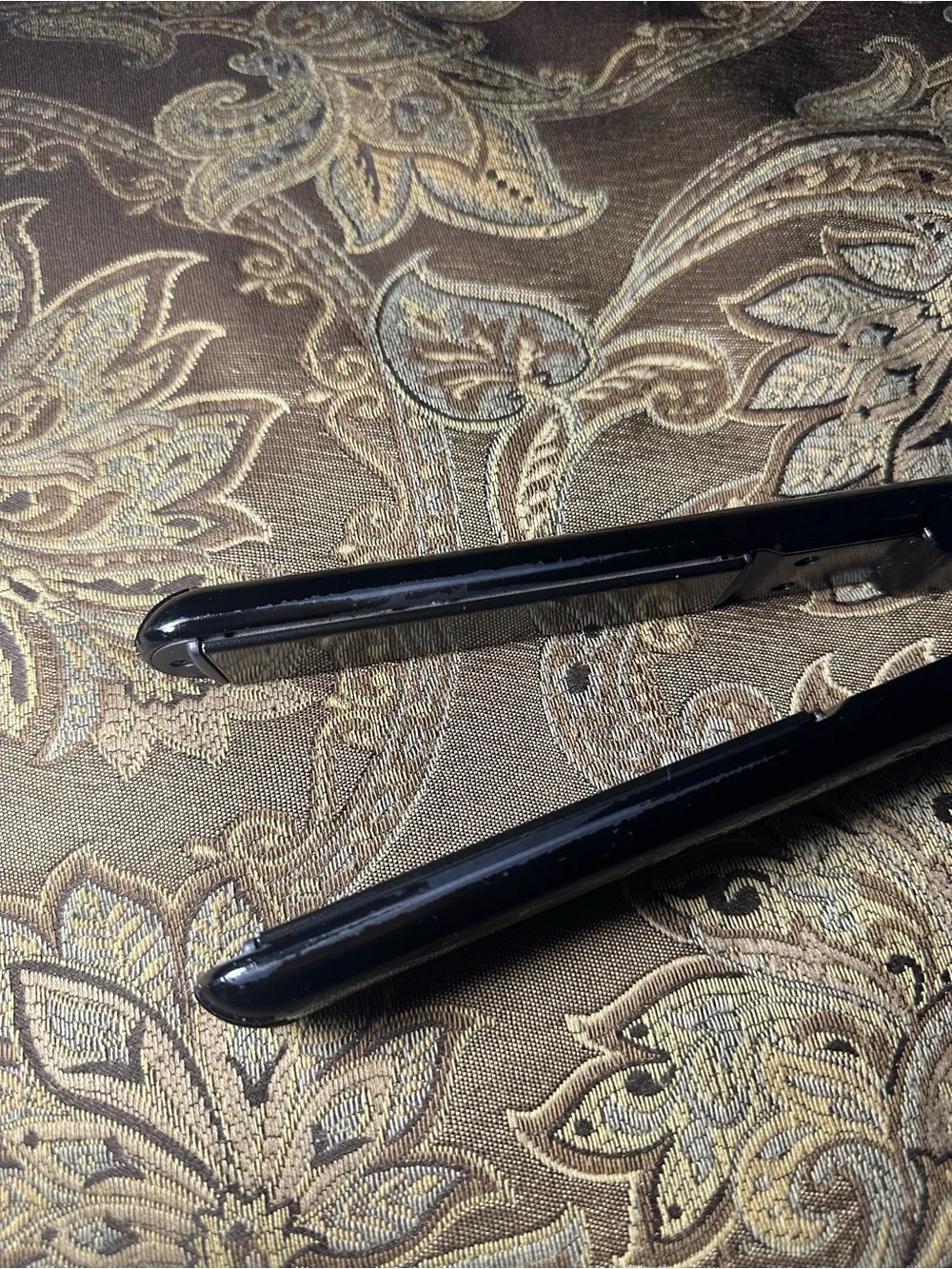 BaByliss Black Flat Iron Hair Straightener